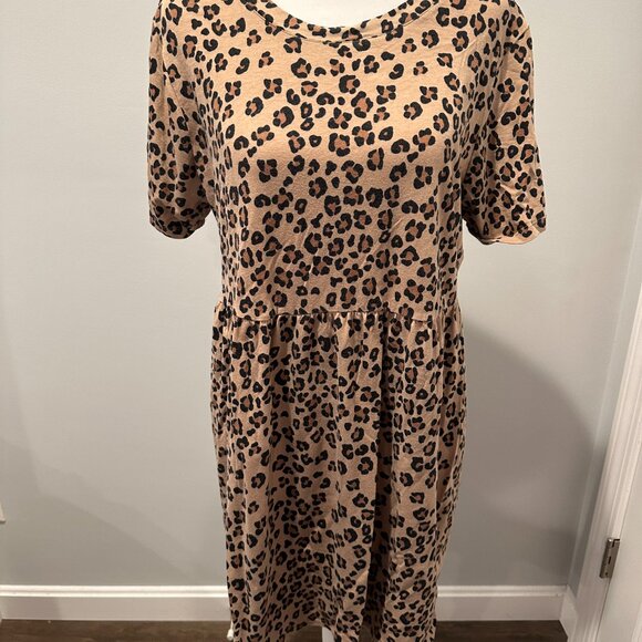 Wild Fable Cheetah Print Short Sleeved T-Shirt Dress SIZE LARGE - Picture 2 of 8